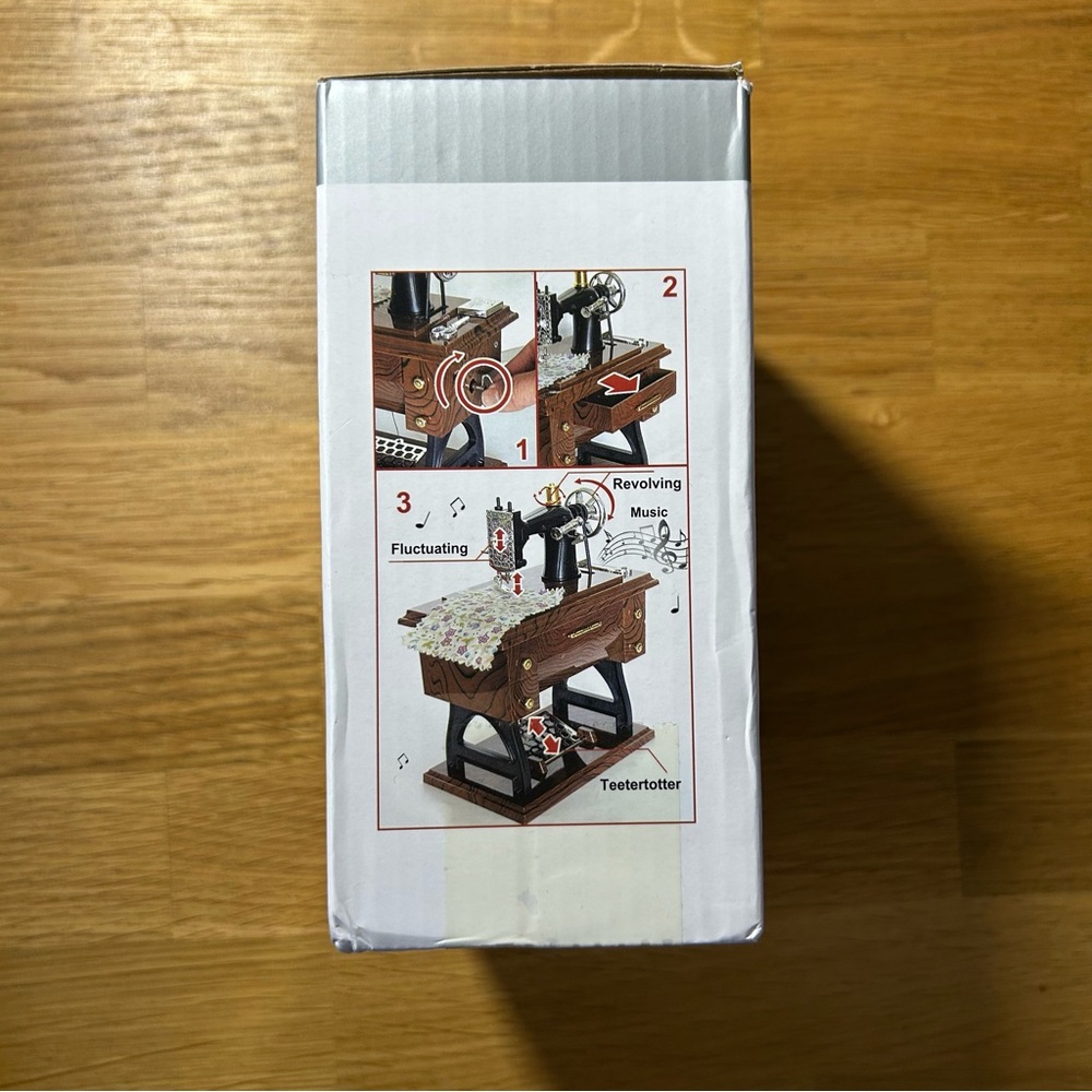 NEW Mini Sewing Machine Music Box - Picture 2 of 2